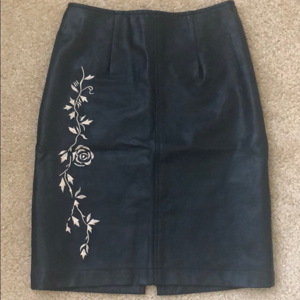 Faux leather pencil skirt